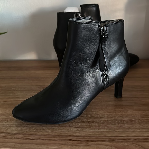 Clarks Calla Blossom boots - Picture 7 of 8